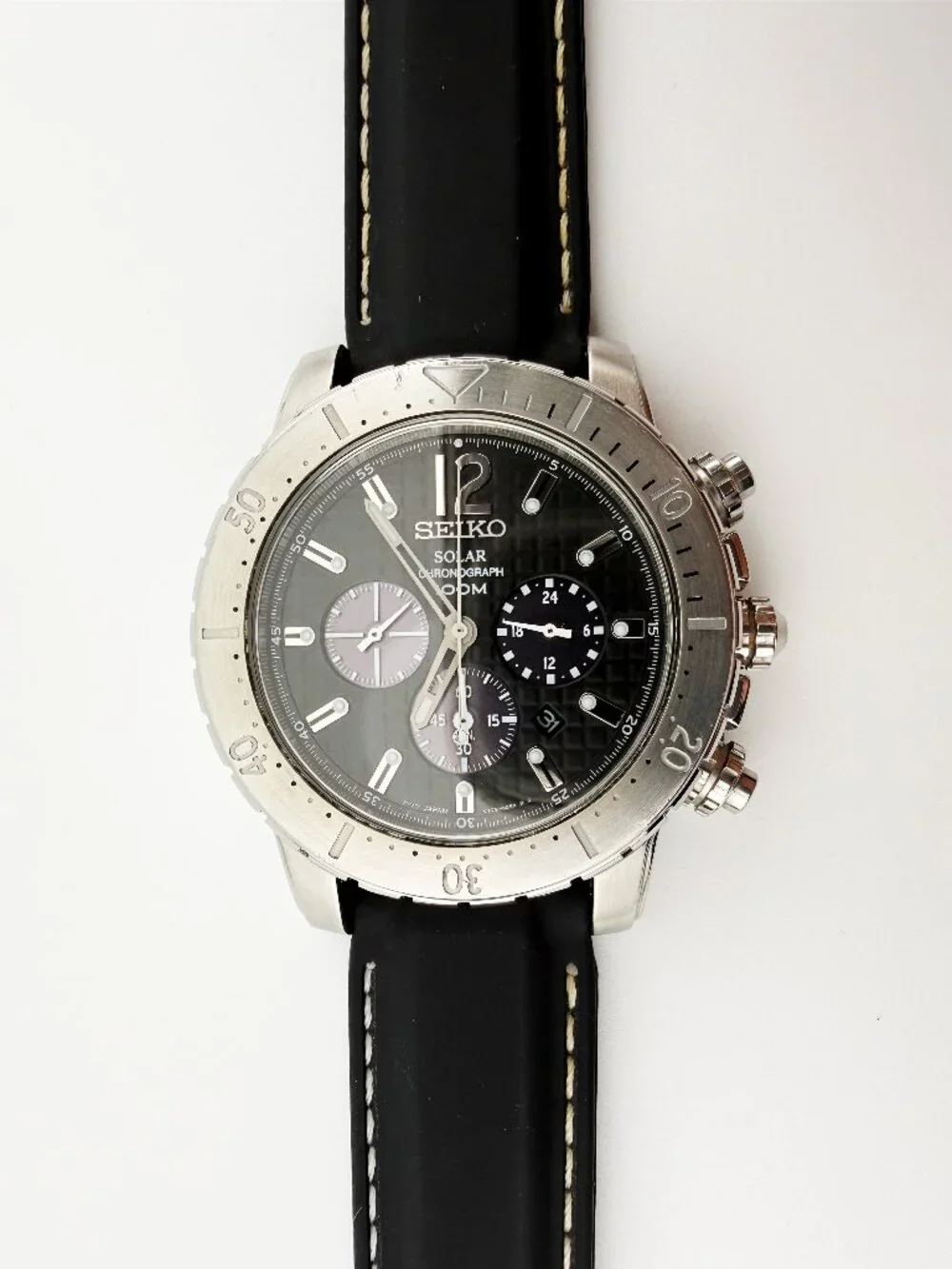 Rare Seiko Solar Chronograph Men's Watch (SSC223P2) - Full Set + Straps